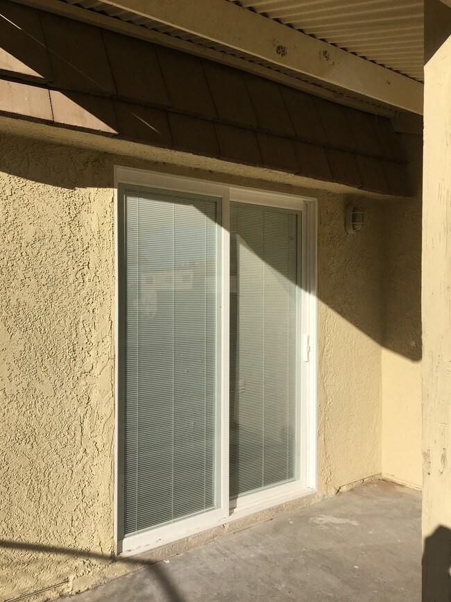 Foto del edificio - 5304 Redberry St