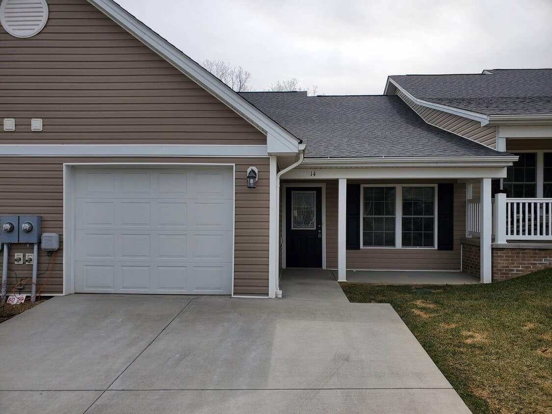 14 Micah Ct, Staunton, VA 24401 Townhome Rentals in Staunton VA