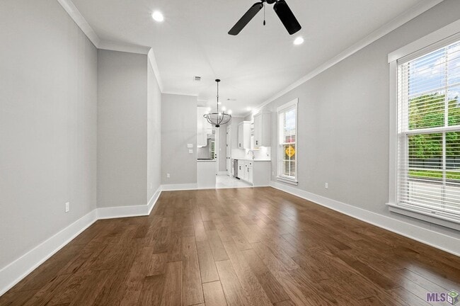 Building Photo - 306 Saint Thomas Lane