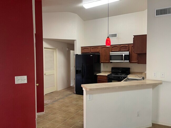 Building Photo - 673 Alice Walter Ct