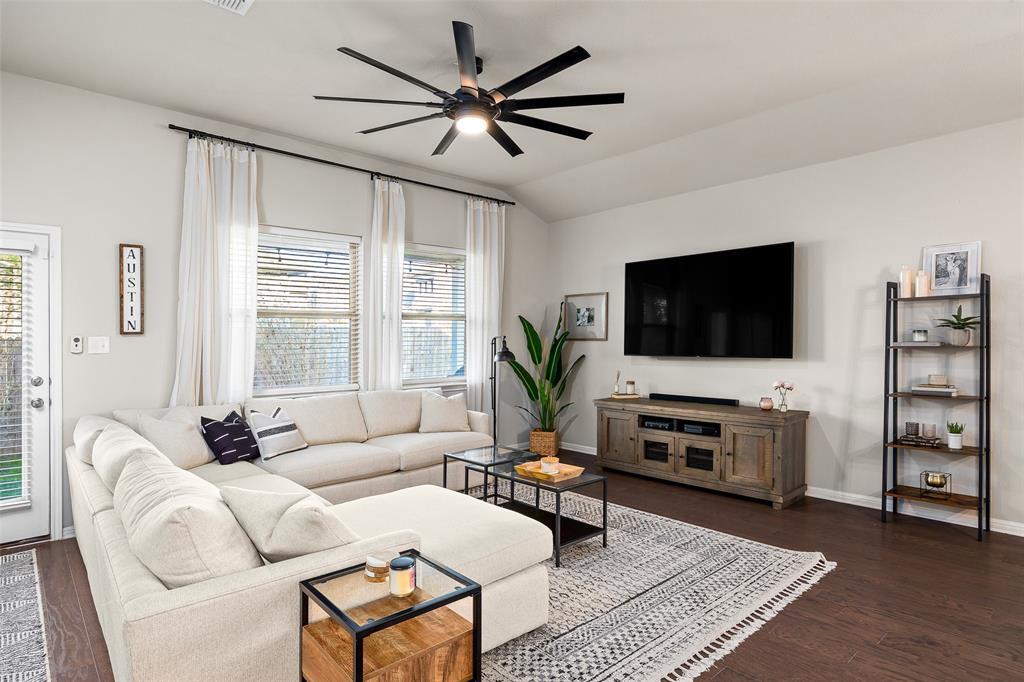 Primary Photo - 11915 Dispatch Wy