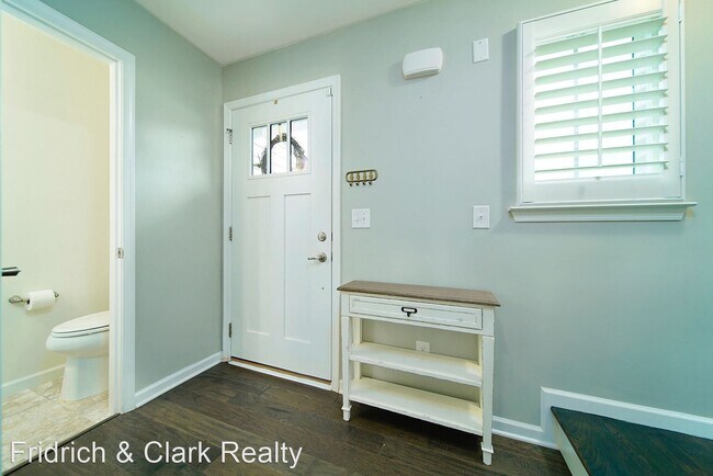 Building Photo - 3 br, 2.5 bath House - 2040 Leeds Ln