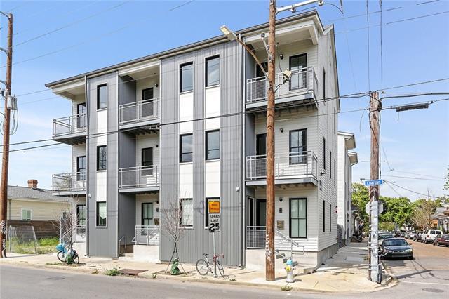 Building Photo - 3431 Chartres St
