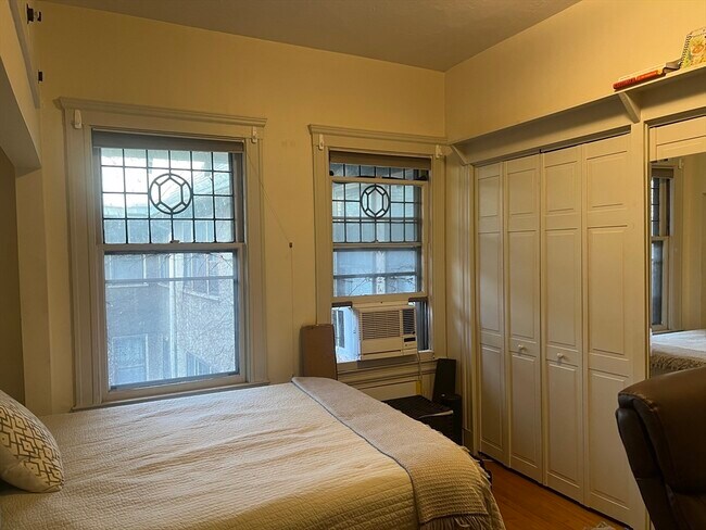 Foto del edificio - 10 Remington St