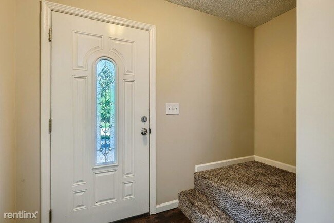 Foto del edificio - 4 br, 2.5 bath House - 4290 Steeplechase D...