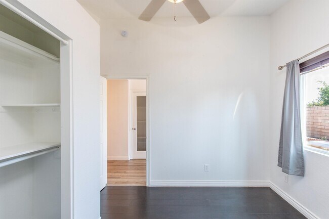 Building Photo - 12757 Nicolet Ct