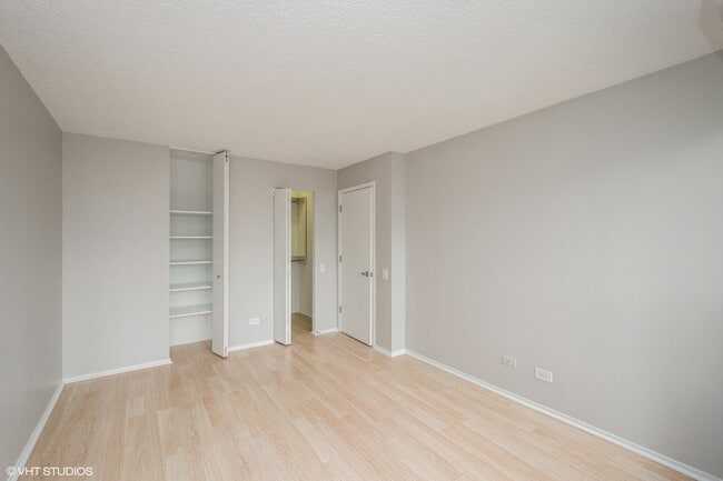 Building Photo - 30 E Huron St