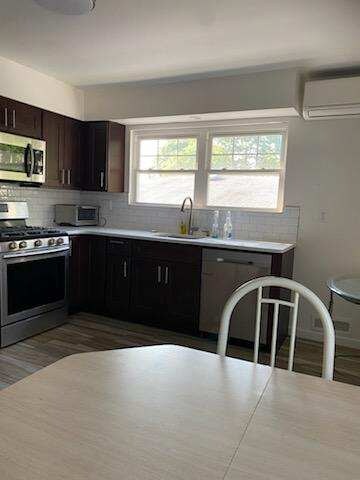 Foto del edificio - 104 Hickory Ave