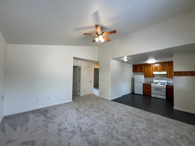 Foto del edificio - 1159 E 8th St