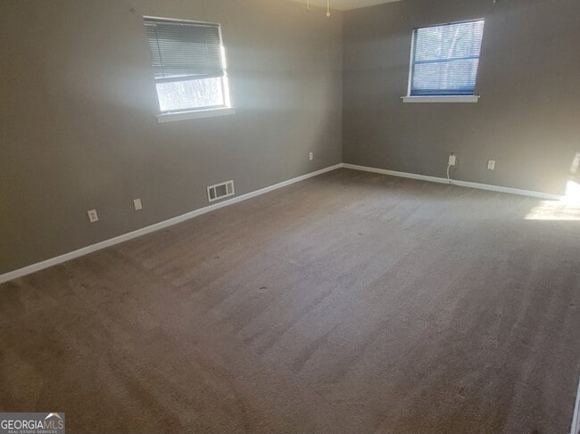 Building Photo - 2655 Union Rd SW