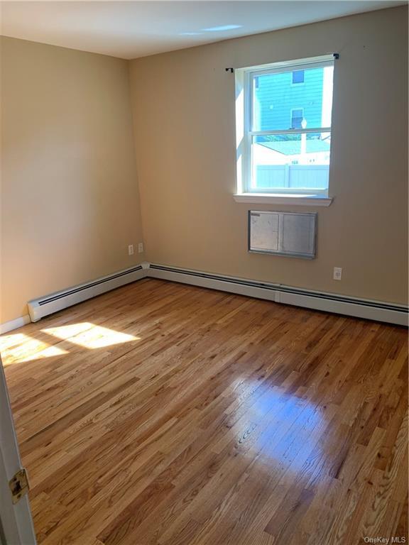 Foto del edificio - 816 Vincent Ave