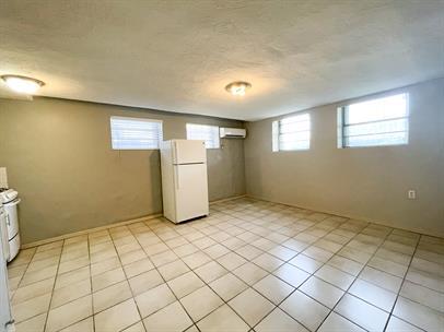Building Photo - Walford Apartments