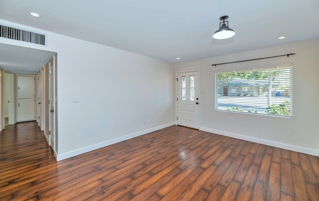 Photo - 2501 E Highland Ave House