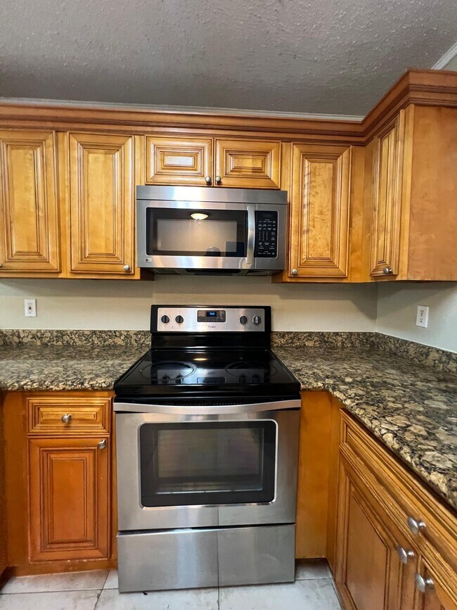 Building Photo - 1520 Windorah Way