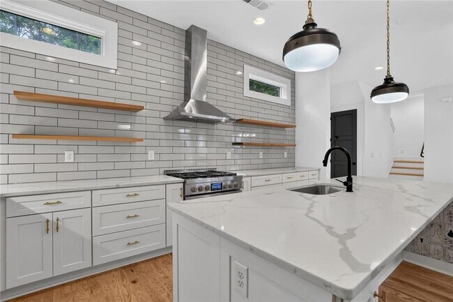 Foto del edificio - 244 Locust St NE