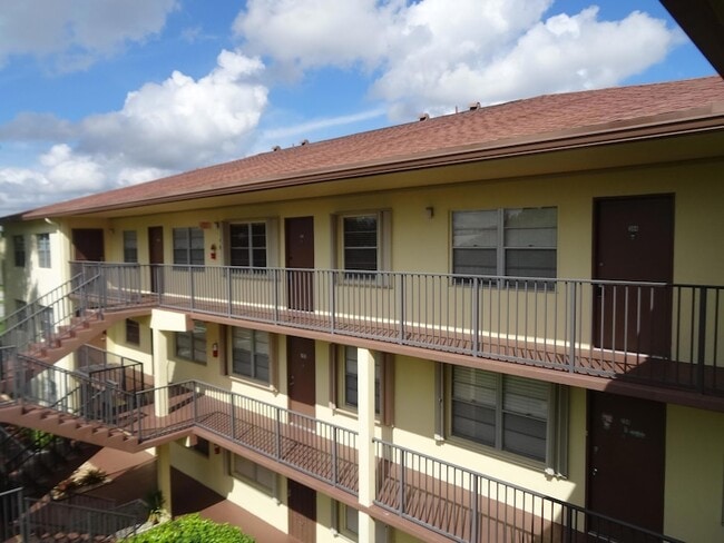 Building Photo - 151 SW 135th Terrace