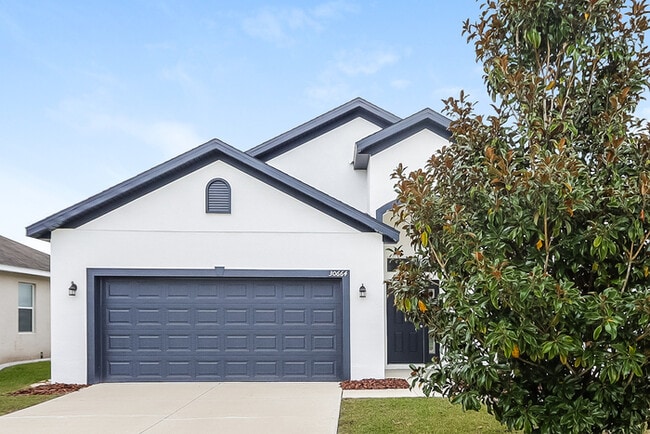 Building Photo - 30664 Satinleaf Run