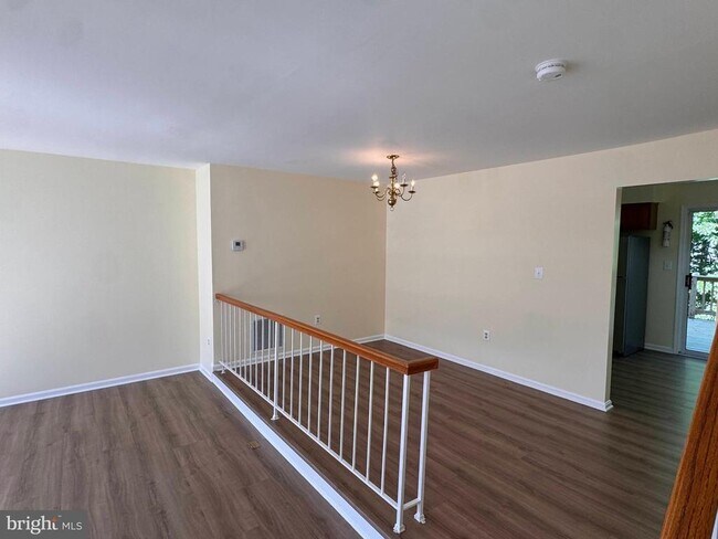 Foto del edificio - 14803 McKnew Rd