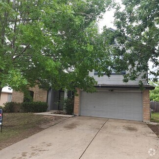 Building Photo - 706 Maplecreek Dr