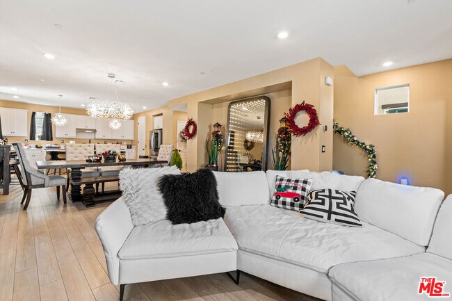 Foto del edificio - 720 Grace Ave