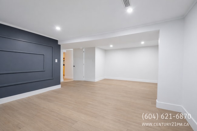 Building Photo - 2329 Mouldstade Rd