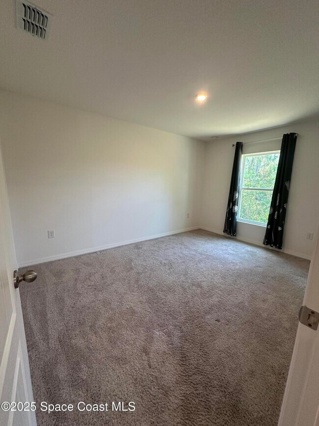 Foto del edificio - 3227 Torrence Ave SE