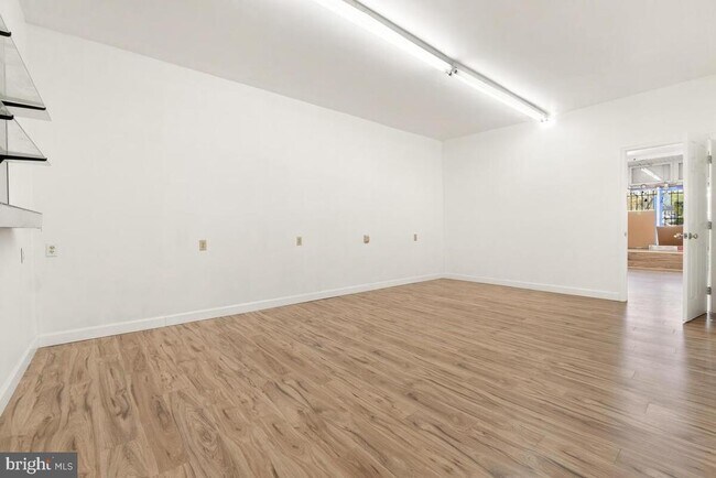 Building Photo - 3211 Belair Rd