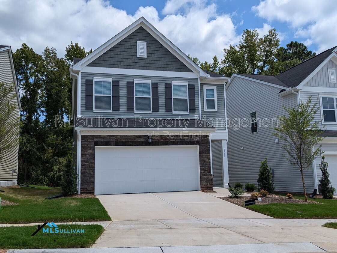 Foto principal - 5866 Woodlawn Dr