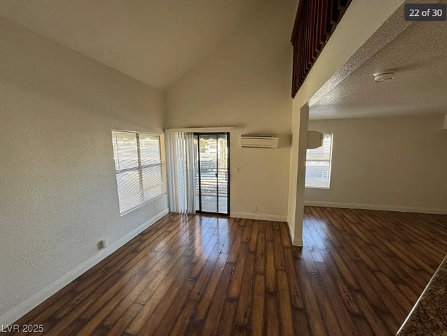 Foto del edificio - 1 Bedroom 1 1/2 Bath Near Las Vegas Strip