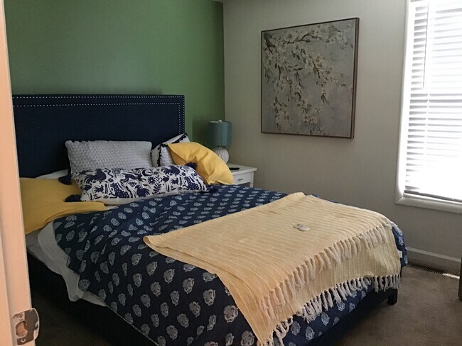 Foto del edificio - 43 Brookwood Terrace