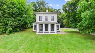 Building Photo - 286 Marlborough St