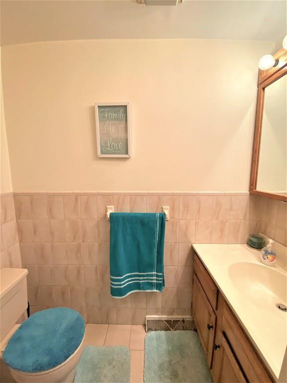 Building Photo - 224 Park St