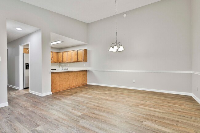 Foto del edificio - 120 Courtyard Ln
