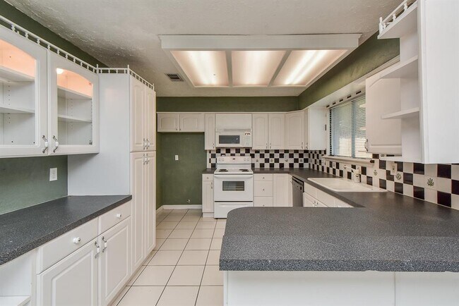 Building Photo - 4507 Burkegate Dr