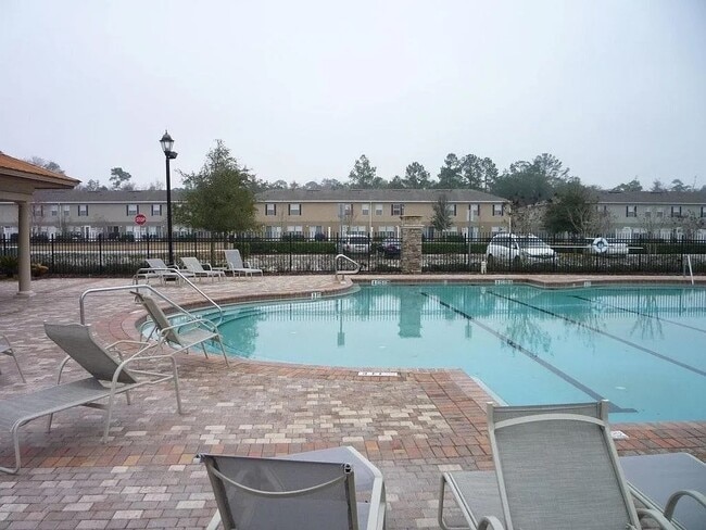 Building Photo - 1034 N Black Cherry Dr