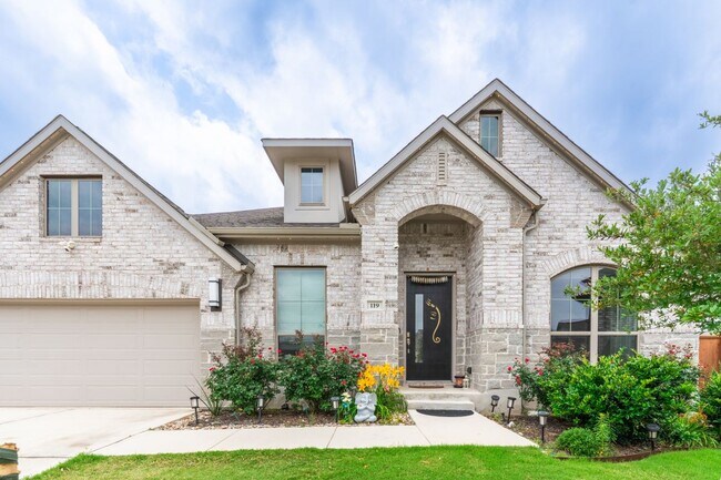 Building Photo - 119 Fortuna Ct