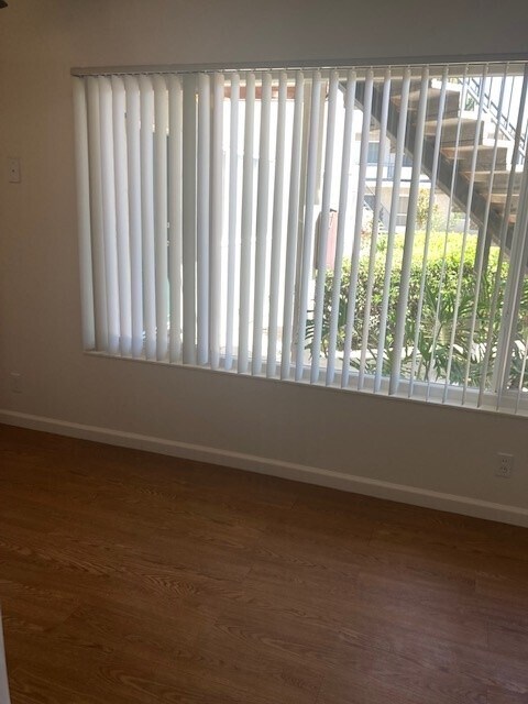Dining Room - 923 Tamarack Ln