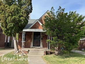 Building Photo - 11281 Kenmoor St