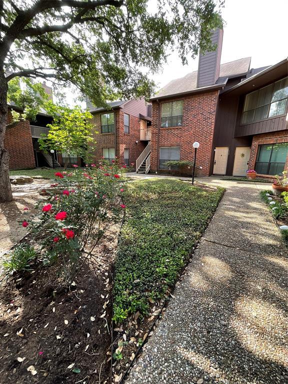 Building Photo - 3100 Walnut Bend Ln