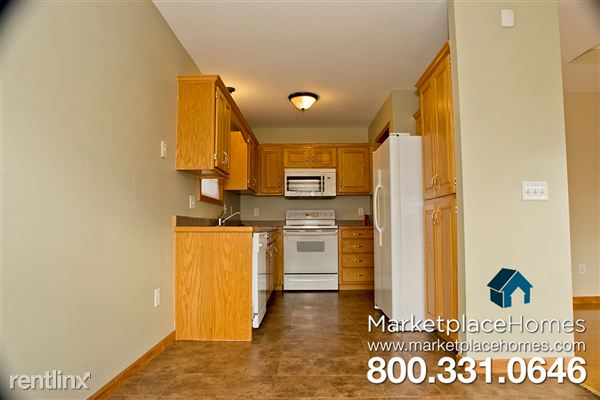 Building Photo - 301 Deer Run