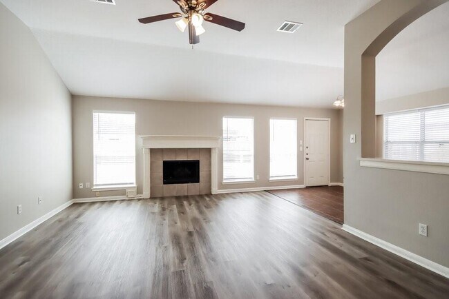 Foto del edificio - 19343 Aspen Trails Dr