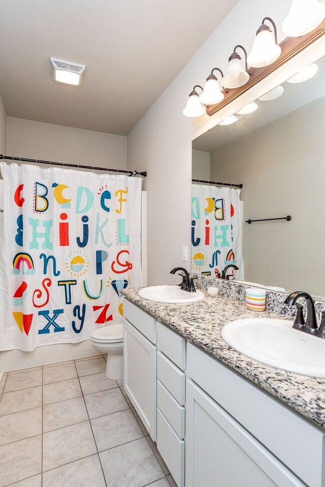 Foto del edificio - 4 Bedroom 2.5 Bath in Victoria Meadows