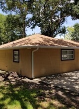 Building Photo - 601 N Pruett St