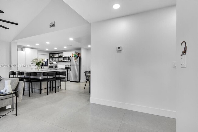 Building Photo - 250 SW 97th Terrace