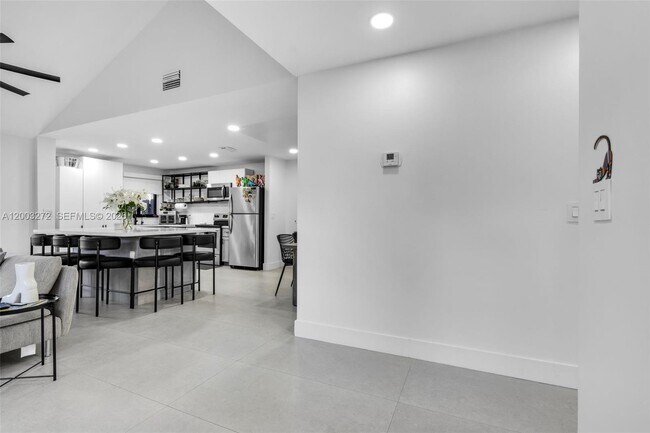 Foto del edificio - 250 SW 97th Terrace