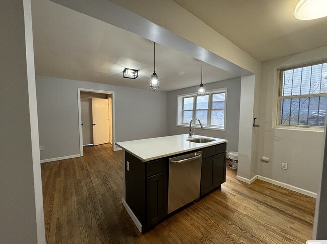 75 Clendenny Ave 1B - 77 Clendenny Ave