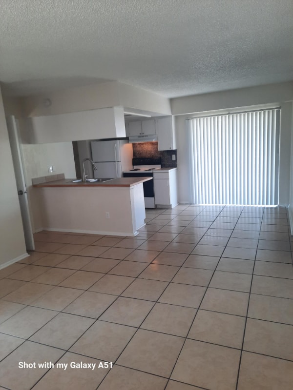 Foto del edificio - 6440 62nd Ave N