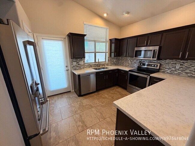 Foto del edificio - 25027 N 40th Ln
