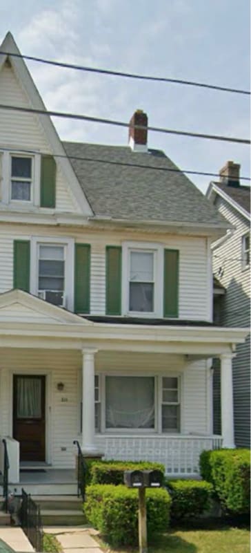 Building Photo - 311 Williams St