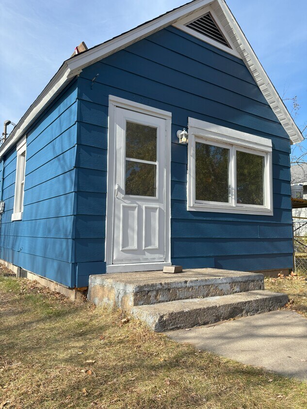 Foto principal - 305 20th St N